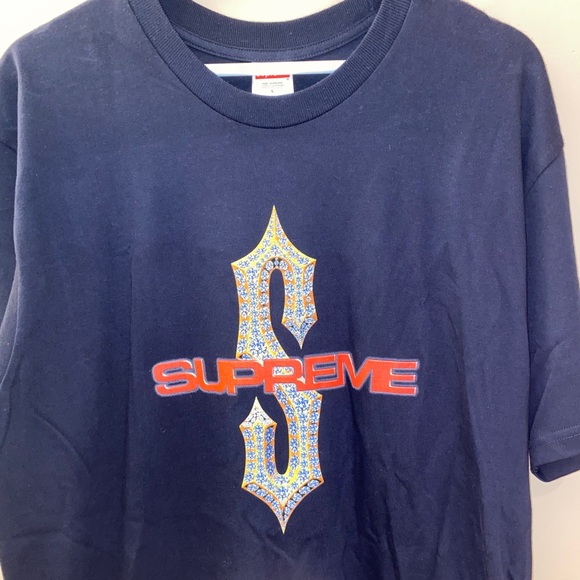 Supreme T-shirt